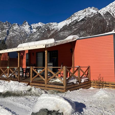 Camping Rcn Belledonne Le Bourg-dʼOisans المظهر الخارجي الصورة