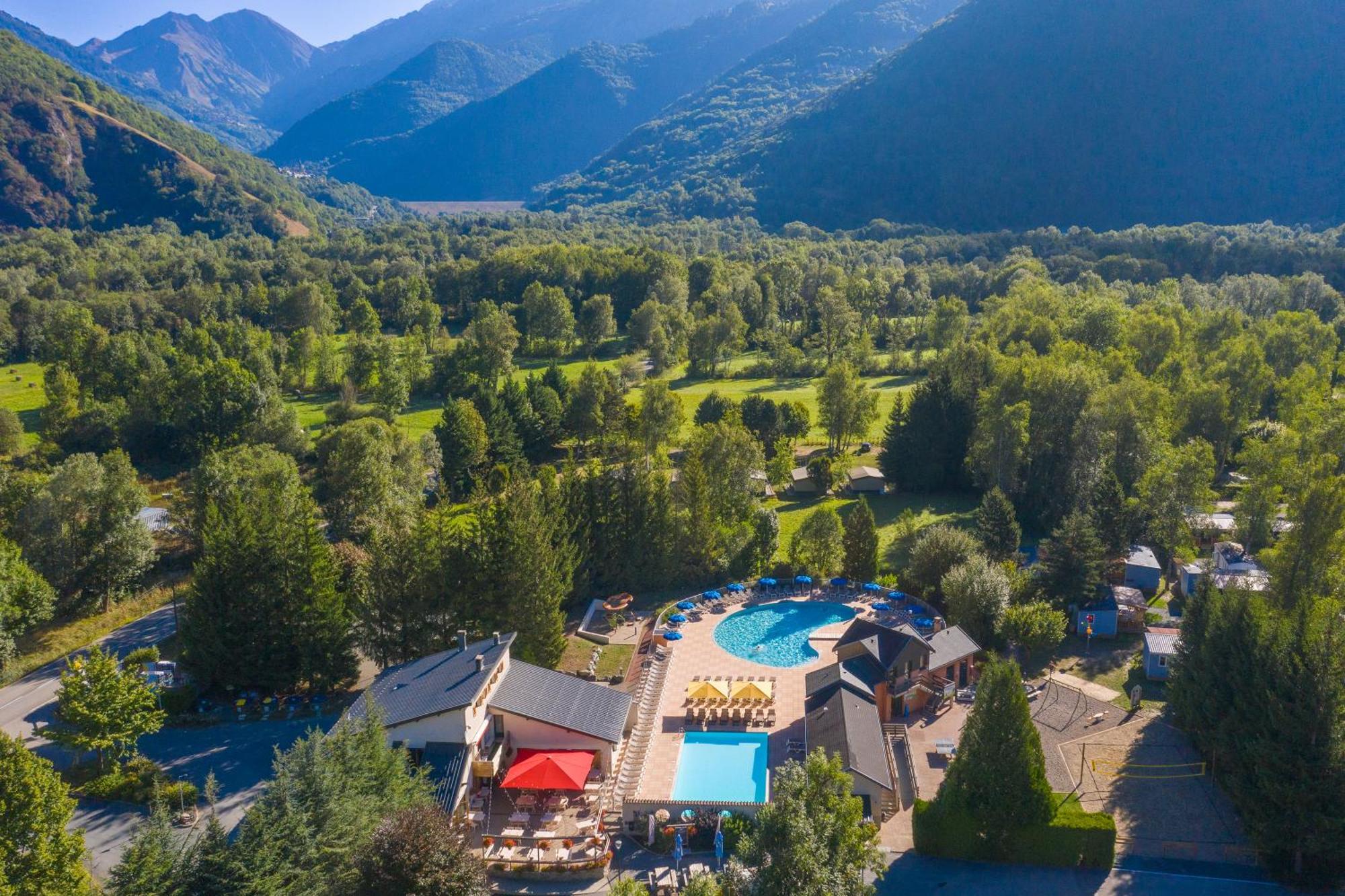 Camping Rcn Belledonne Le Bourg-dʼOisans المظهر الخارجي الصورة