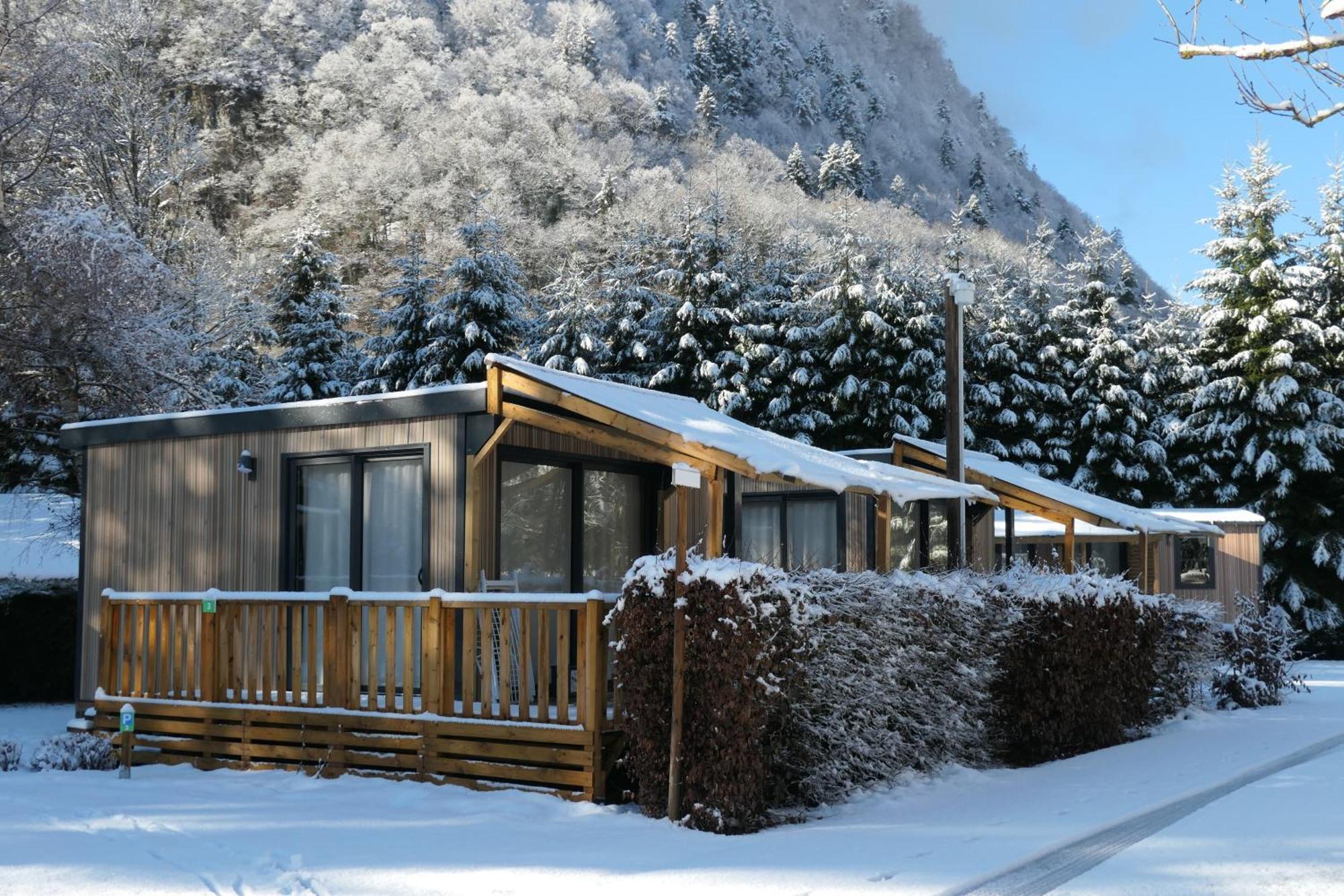 Camping Rcn Belledonne Le Bourg-dʼOisans الغرفة الصورة