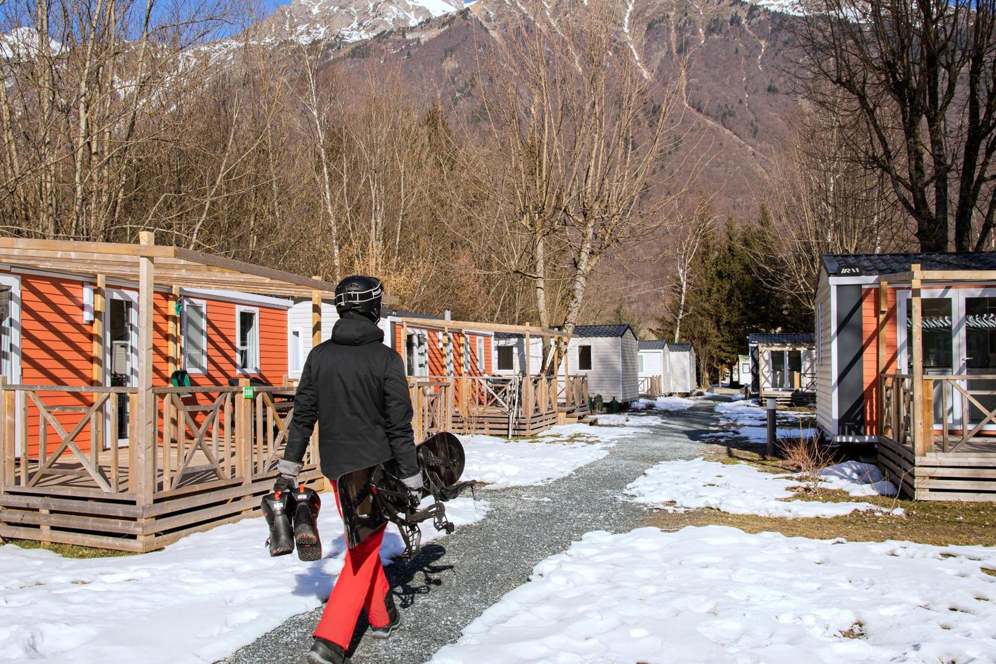 Camping Rcn Belledonne Le Bourg-dʼOisans المظهر الخارجي الصورة