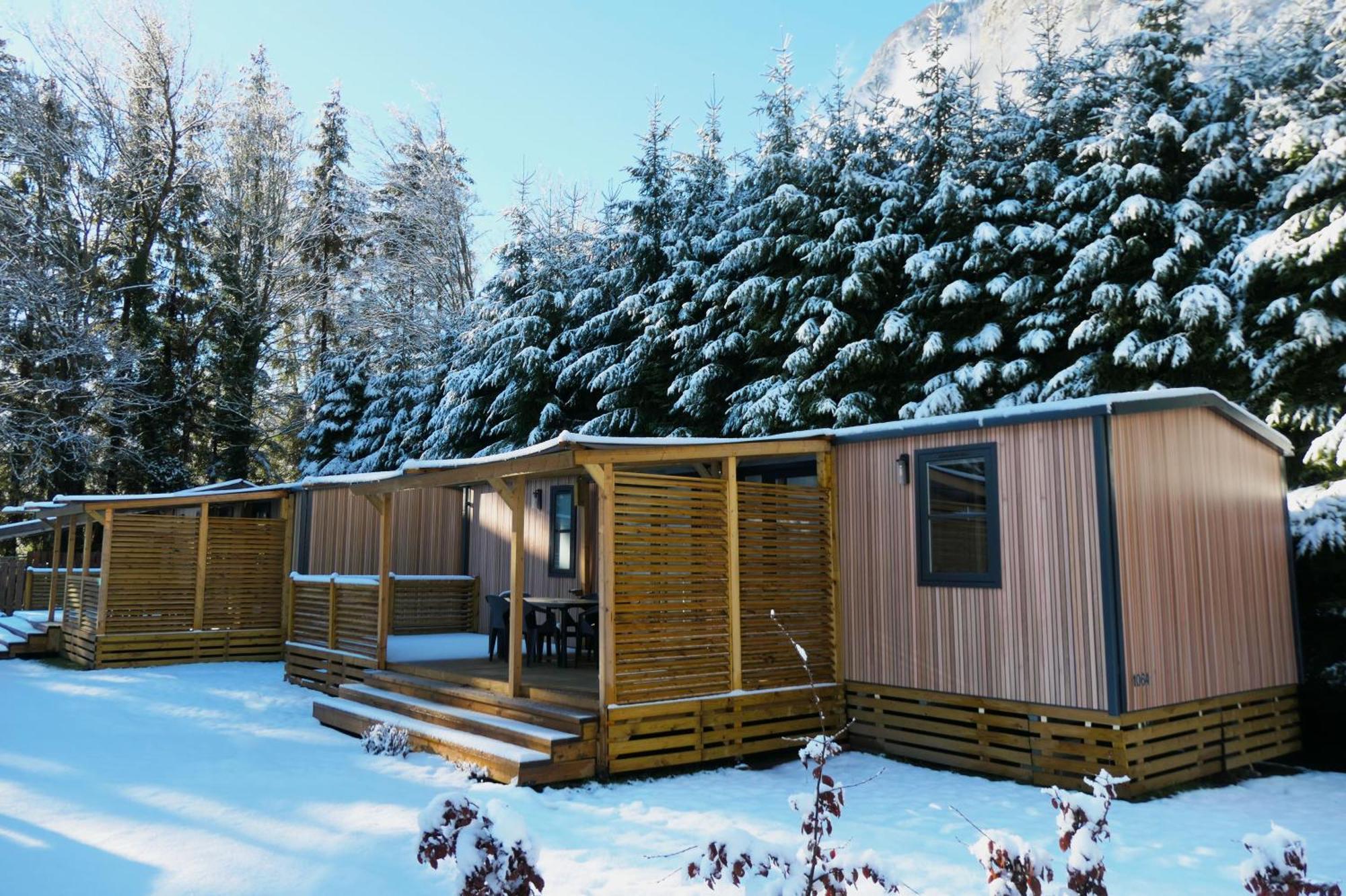 Camping Rcn Belledonne Le Bourg-dʼOisans المظهر الخارجي الصورة