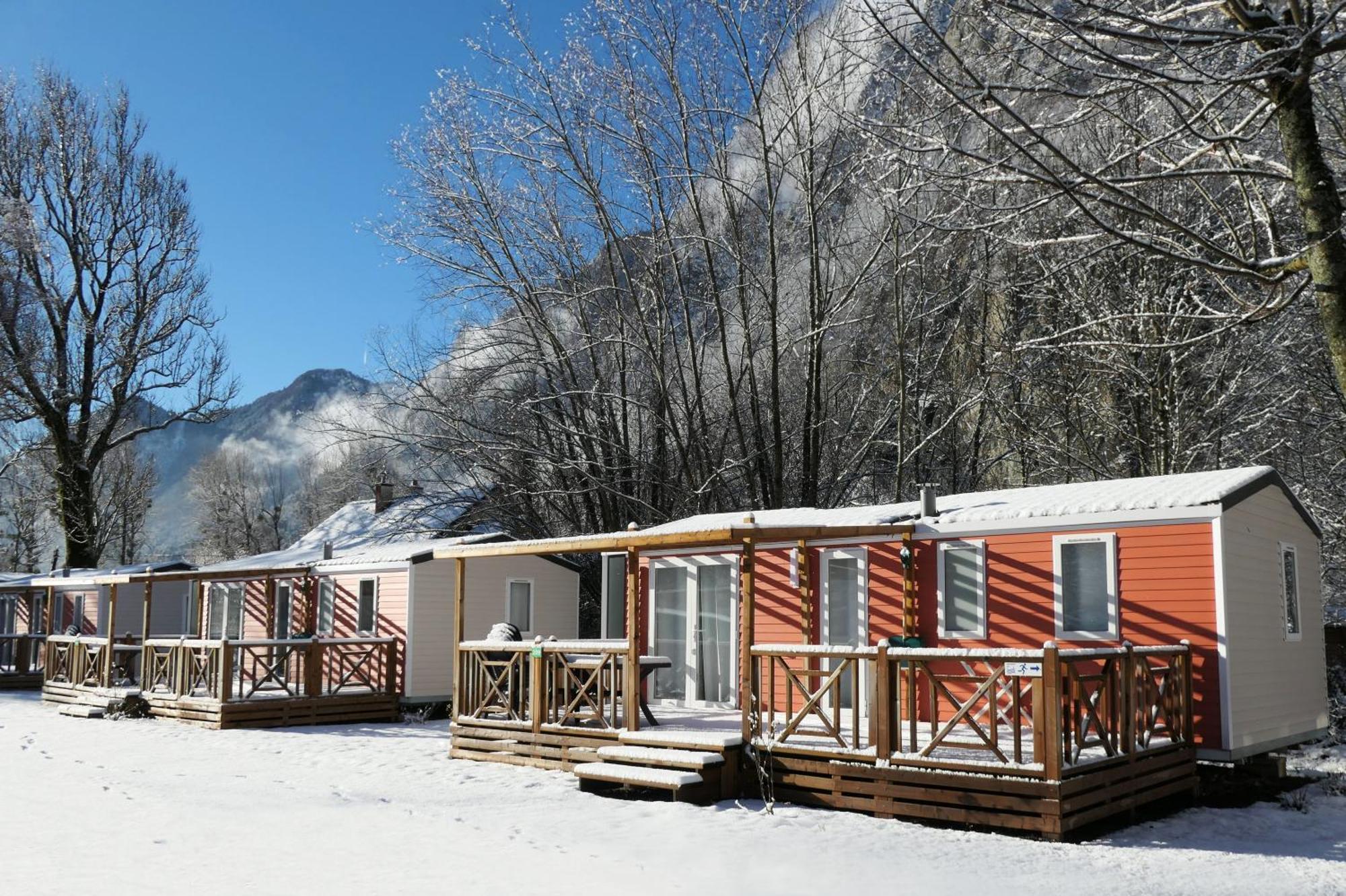 Camping Rcn Belledonne Le Bourg-dʼOisans المظهر الخارجي الصورة