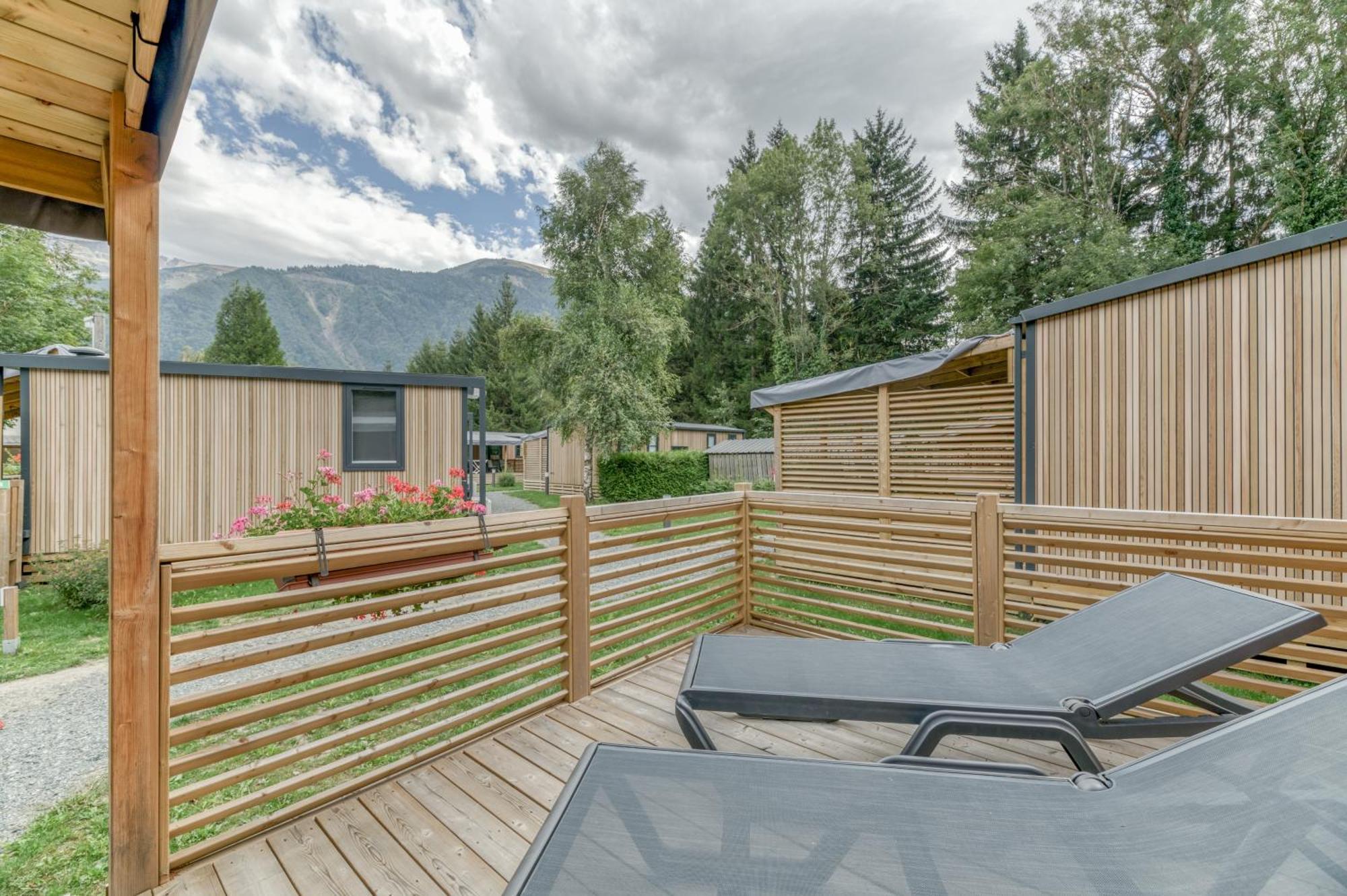Camping Rcn Belledonne Le Bourg-dʼOisans المظهر الخارجي الصورة